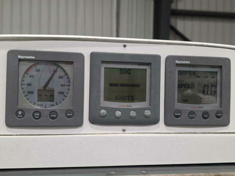 36ft Beneteau Yacht For Sale