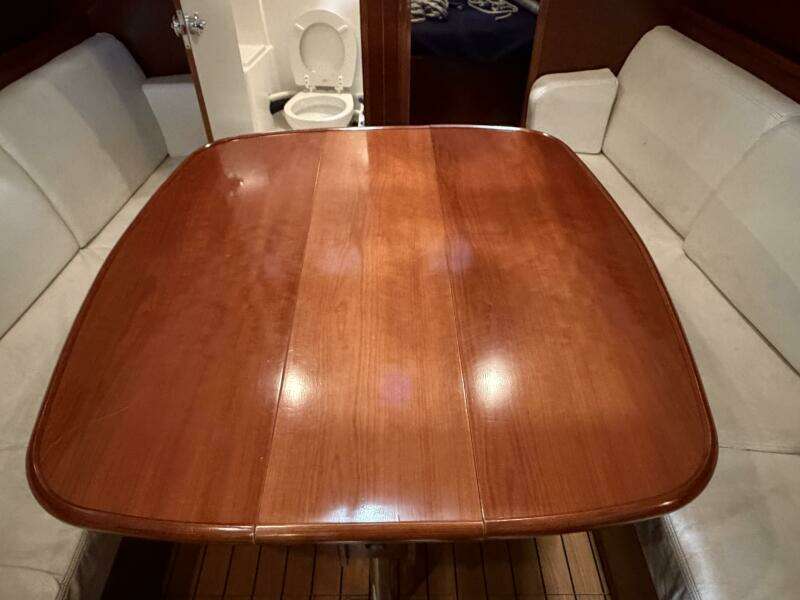 36ft Beneteau Yacht For Sale