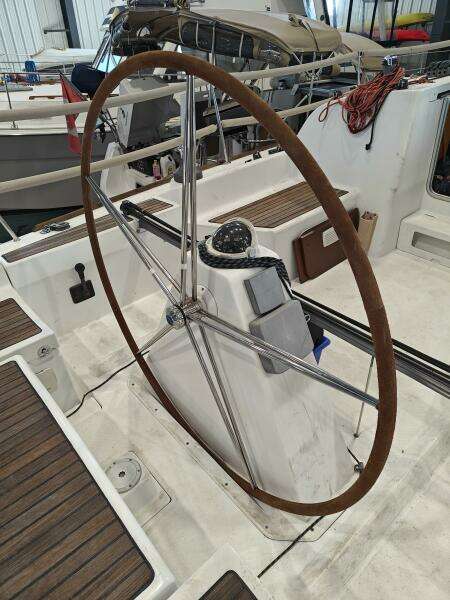 36ft Beneteau Yacht For Sale
