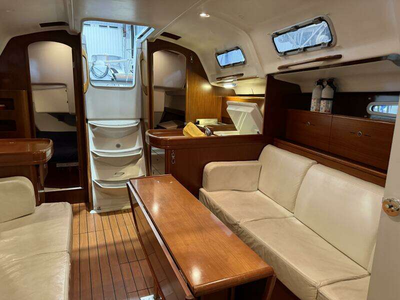 36ft Beneteau Yacht For Sale