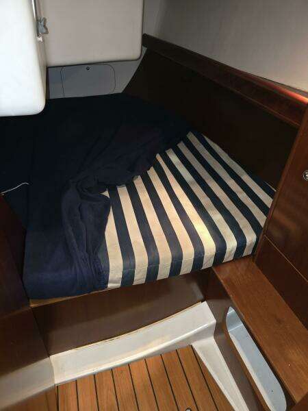 36ft Beneteau Yacht For Sale