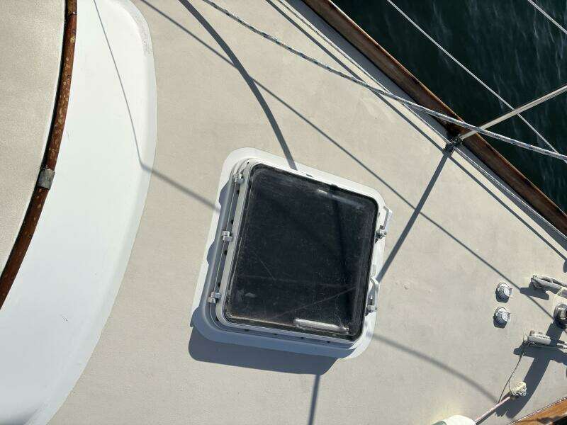 foredeck hatch