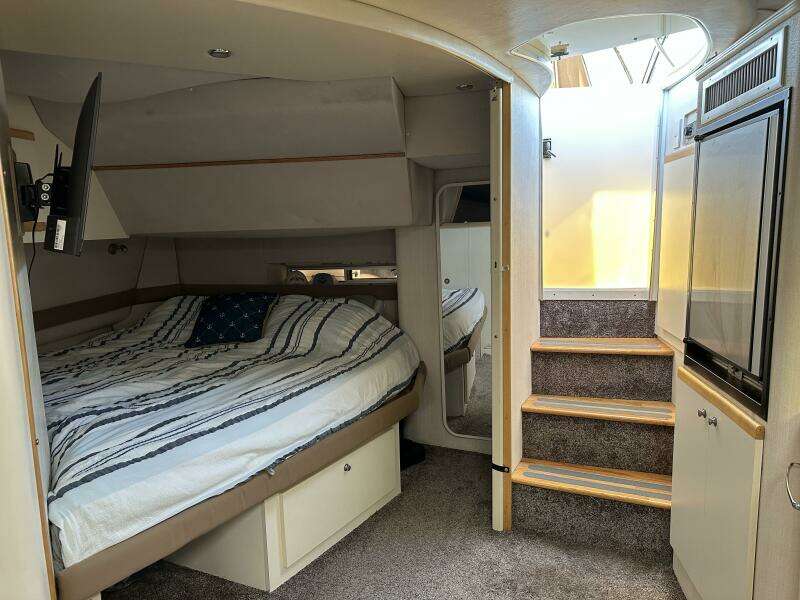 35ft Cruisers Yacht For Sale