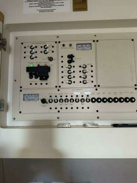 35ft Cruisers Yacht For Sale