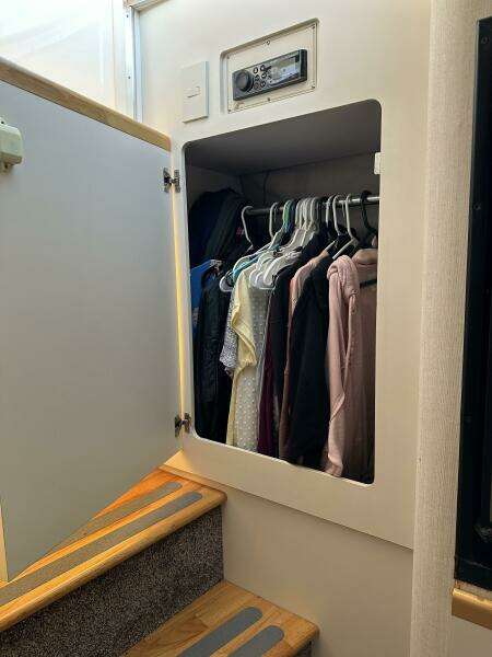 35ft Cruisers Yacht For Sale