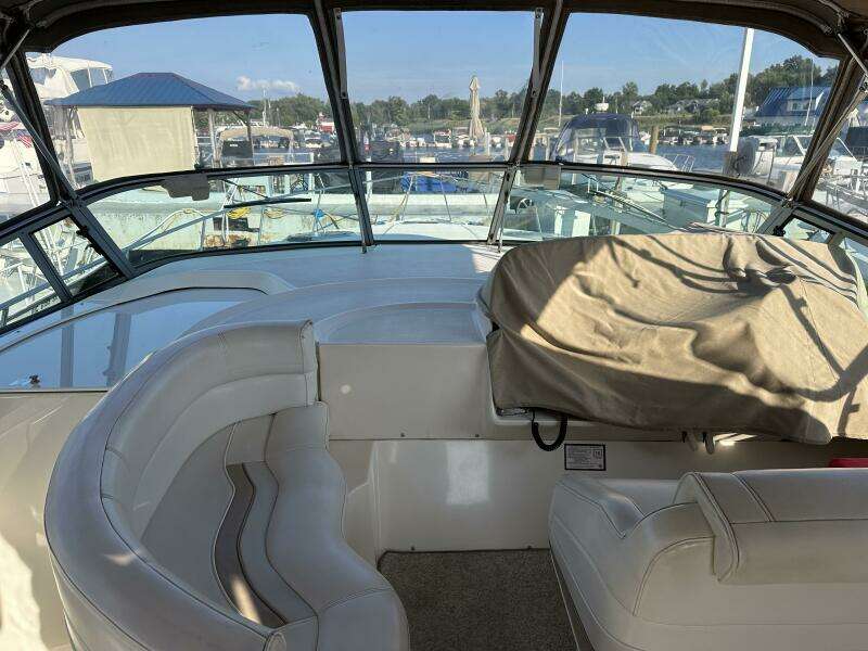 35ft Cruisers Yacht For Sale