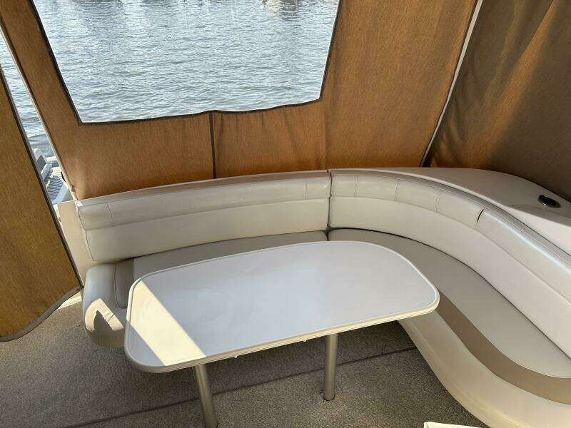 35ft Cruisers Yacht For Sale