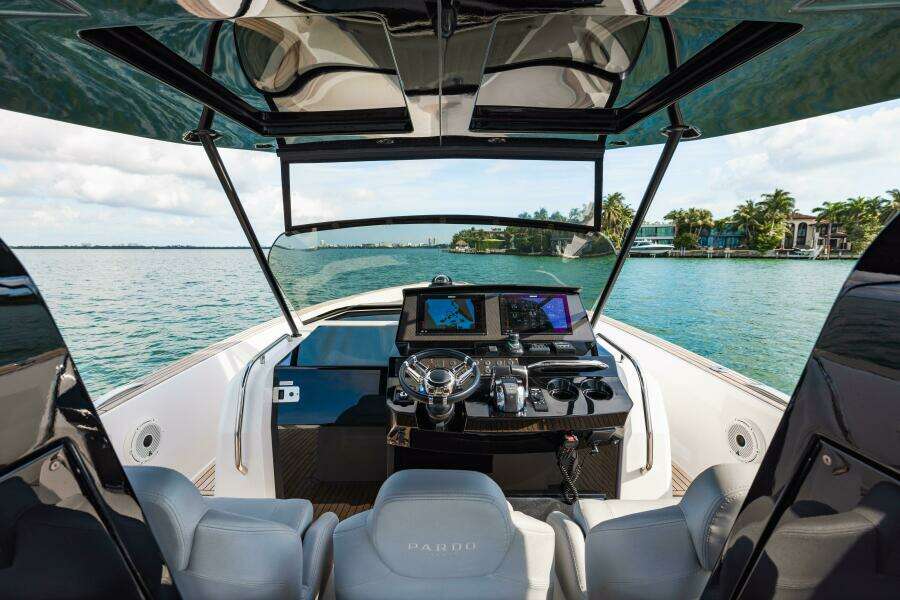 38ft Pardo Yachts Yacht For Sale