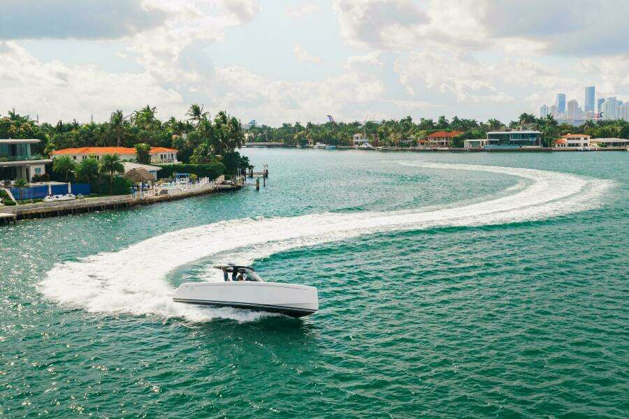 38ft Pardo Yachts Yacht For Sale