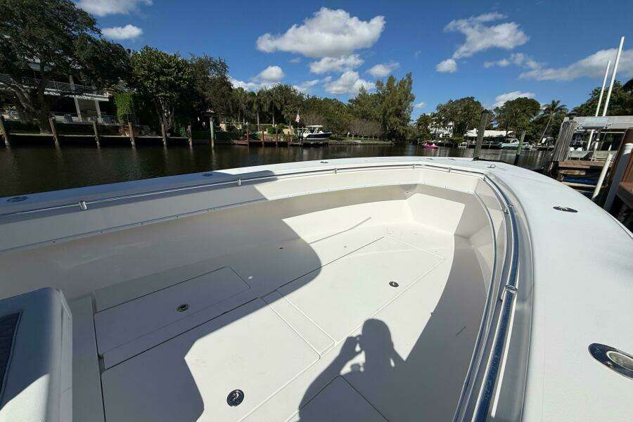 35ft Contender Yacht For Sale