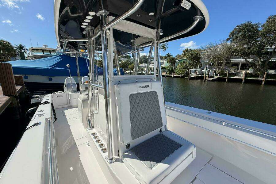 35ft Contender Yacht For Sale