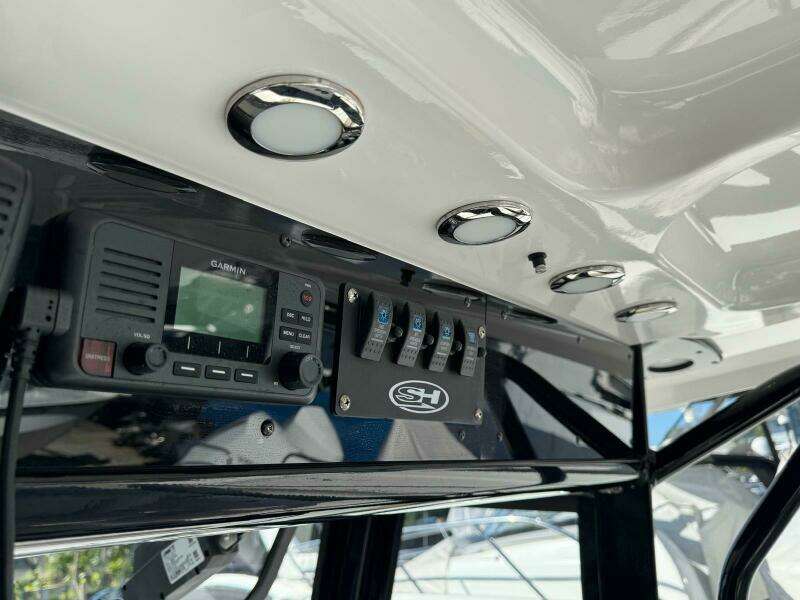 27ft Sea Hunt Yacht For Sale