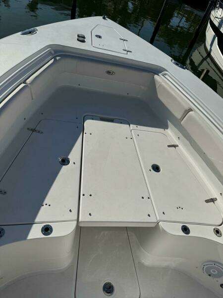 27ft Sea Hunt Yacht For Sale