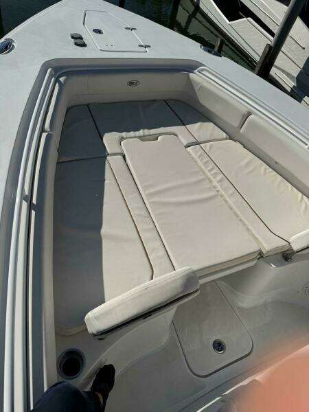 27ft Sea Hunt Yacht For Sale