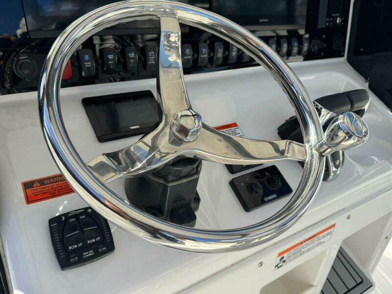 27ft Sea Hunt Yacht For Sale