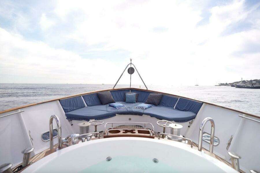 AVA 131ft CRN Yacht For Sale