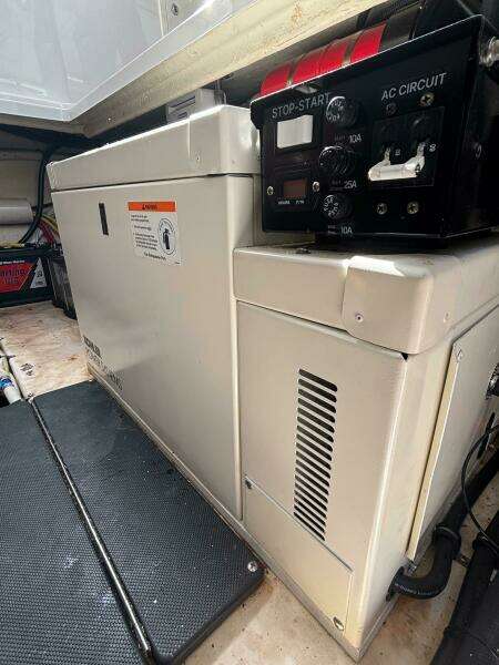 Midnight Breeze 37ft Monterey Yacht For Sale