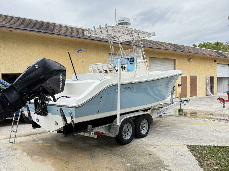 23ft Cobia Yacht For Sale