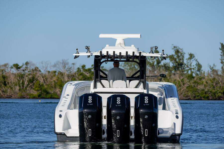 Gettin Dirty  42ft Yellowfin Yacht For Sale