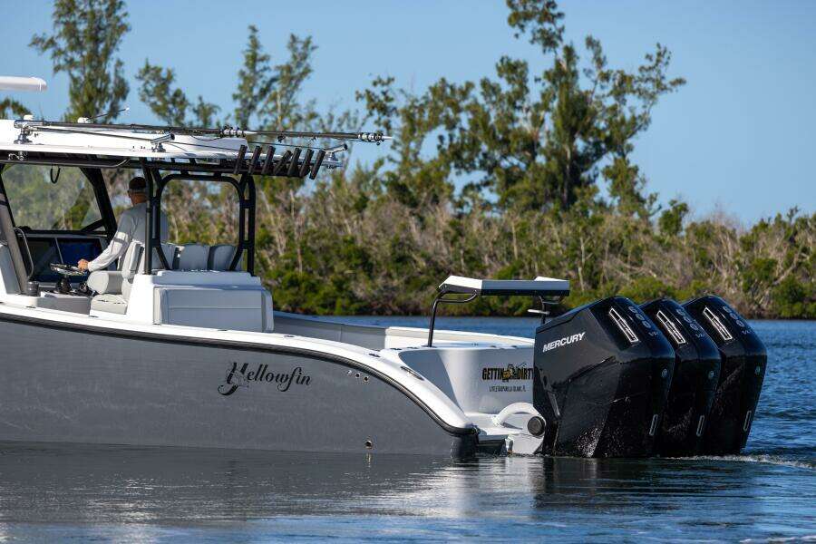 Gettin Dirty  42ft Yellowfin Yacht For Sale