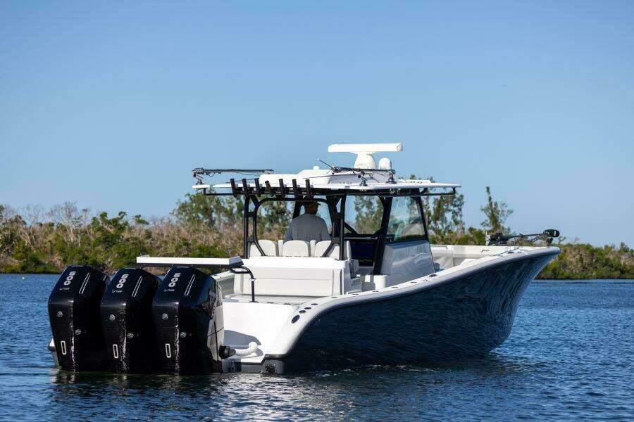 Gettin Dirty  42ft Yellowfin Yacht For Sale