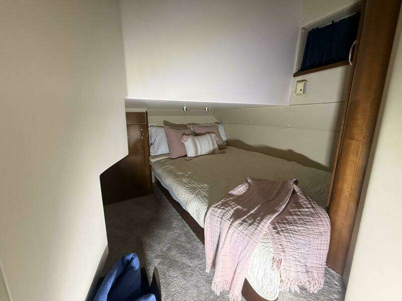 46ft Carver Yacht For Sale