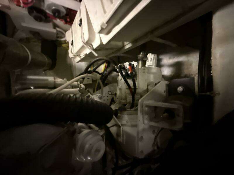 46ft Carver Yacht For Sale