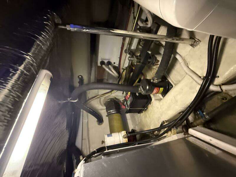 46ft Carver Yacht For Sale