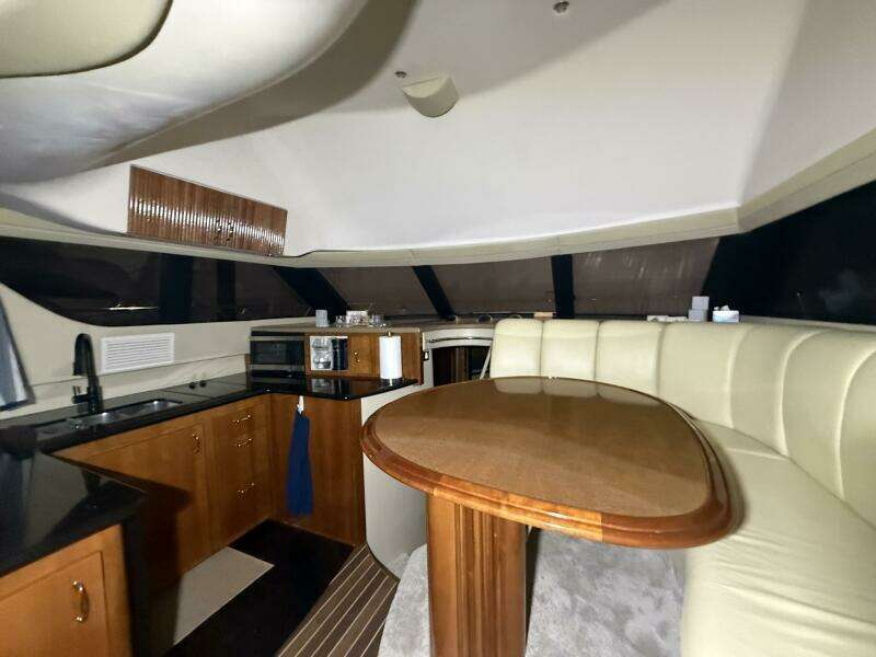46ft Carver Yacht For Sale
