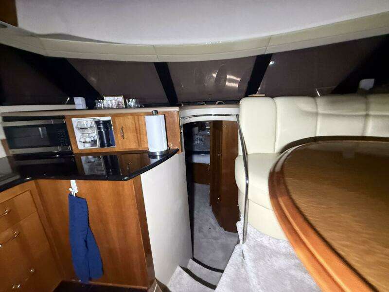 46ft Carver Yacht For Sale