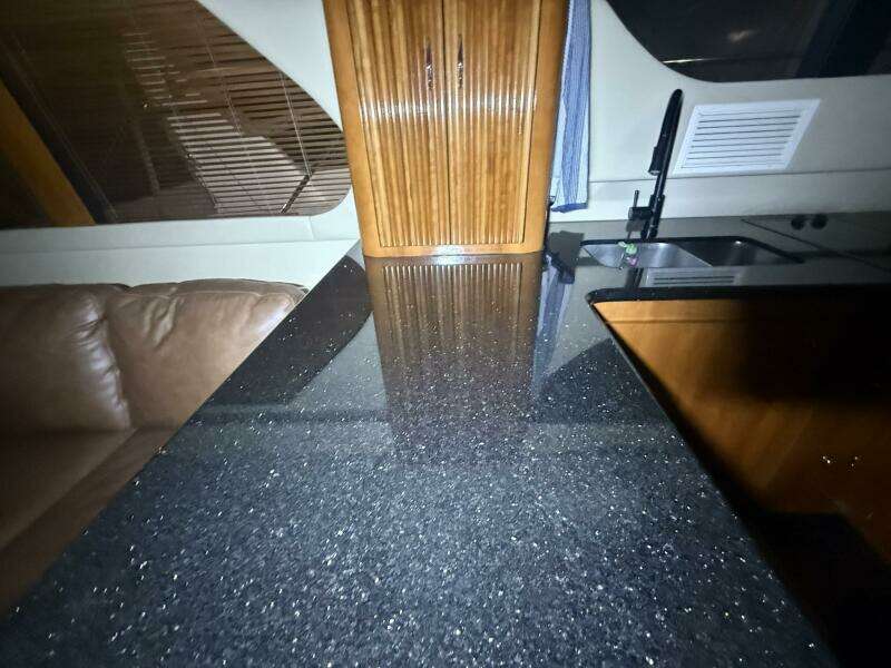 46ft Carver Yacht For Sale