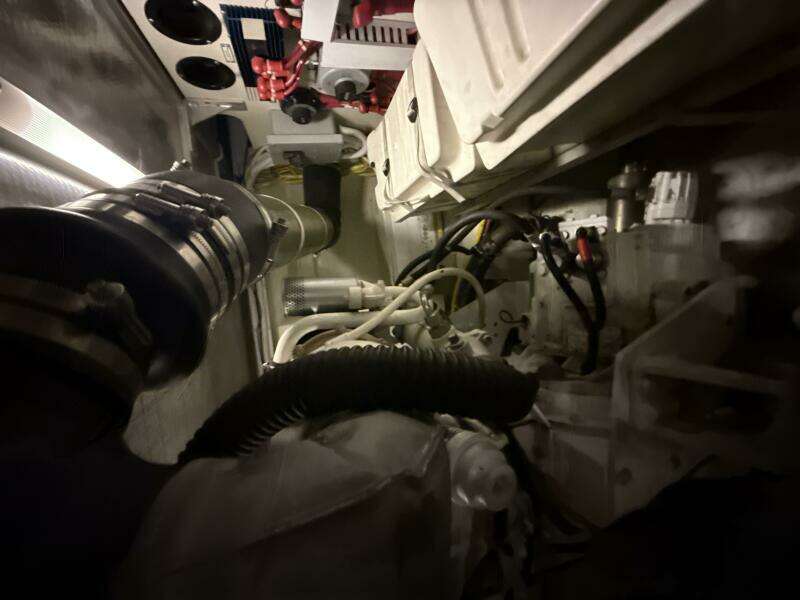 46ft Carver Yacht For Sale