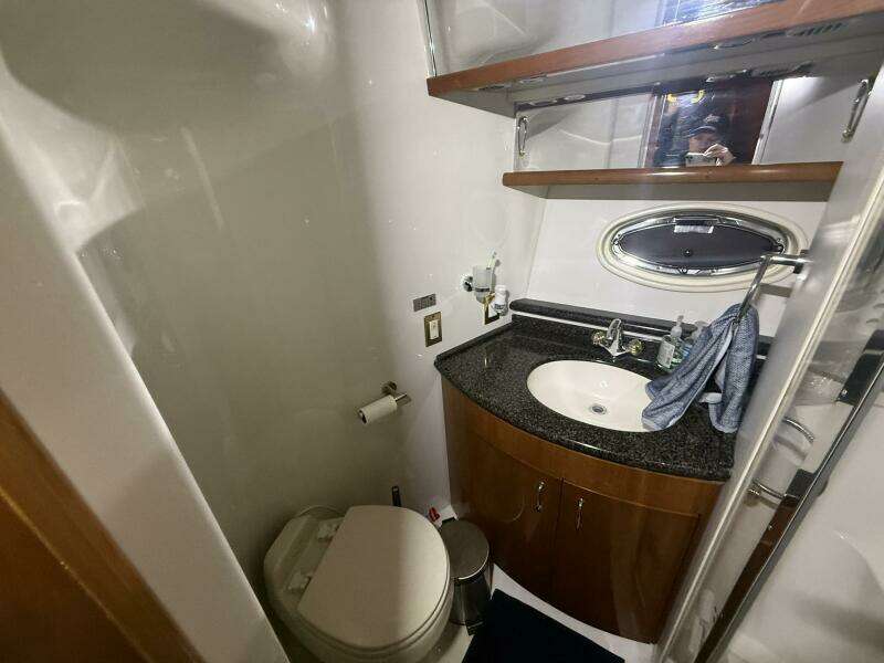 46ft Carver Yacht For Sale