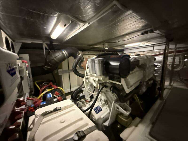 46ft Carver Yacht For Sale