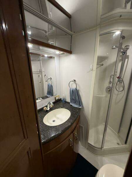 46ft Carver Yacht For Sale