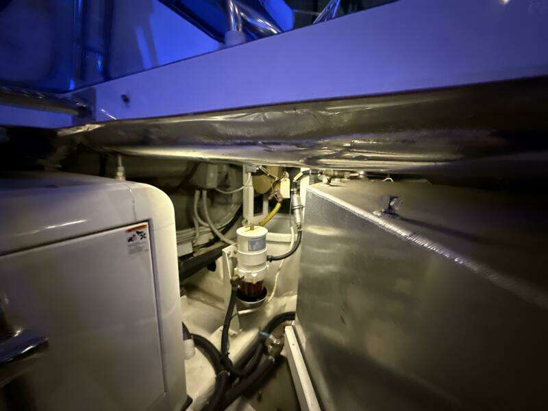 46ft Carver Yacht For Sale