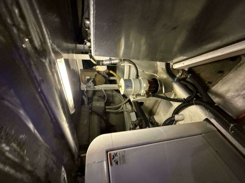 46ft Carver Yacht For Sale