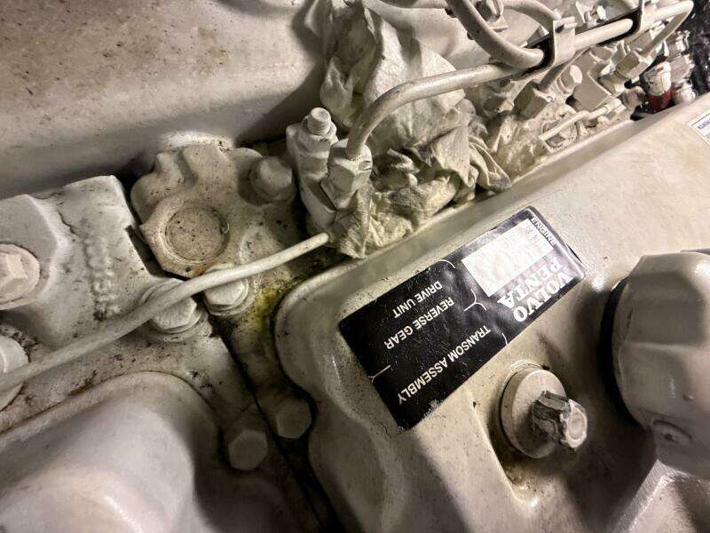 46ft Carver Yacht For Sale