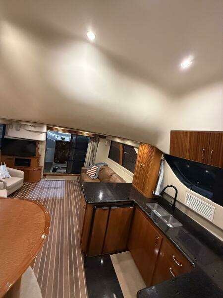 46ft Carver Yacht For Sale