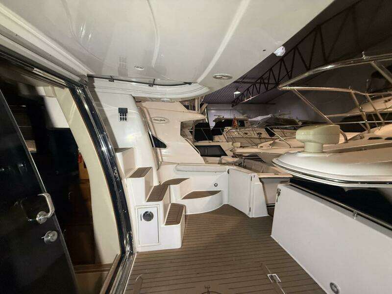 46ft Carver Yacht For Sale