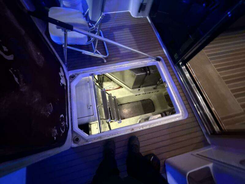 46ft Carver Yacht For Sale