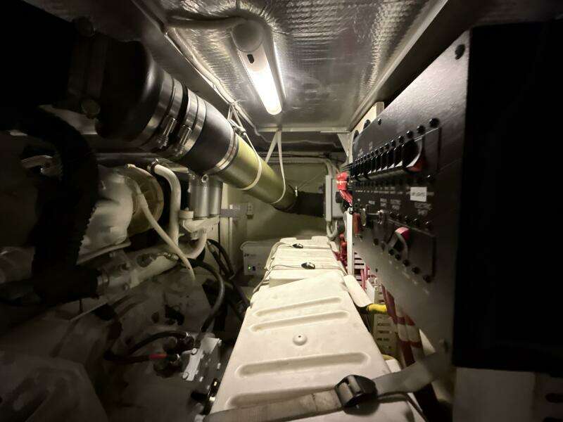 46ft Carver Yacht For Sale