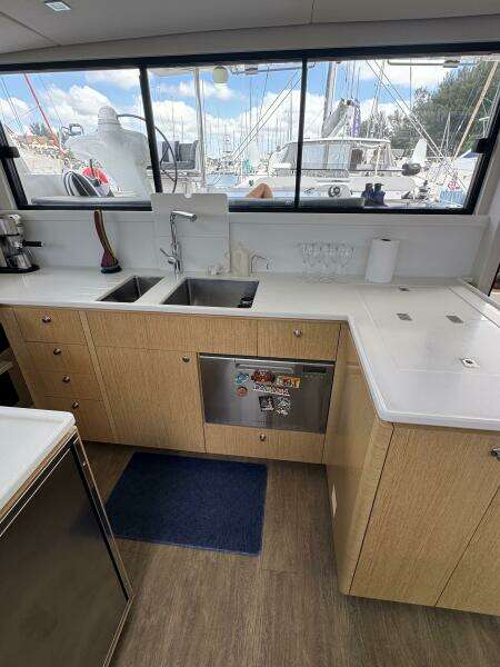 Pure Joy 52ft Seawind Yacht For Sale