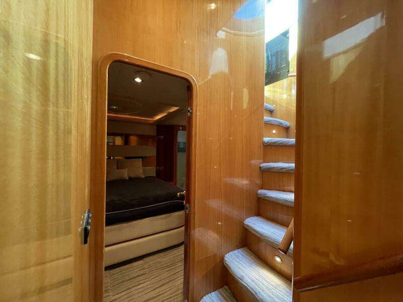 Forward Companionway