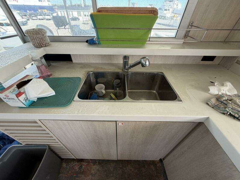 Gratitude 48ft Leopard Yacht For Sale