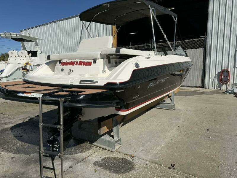 Yesterday s Dream 23ft Larson Yacht For Sale