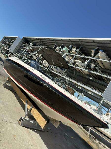 Yesterday s Dream 23ft Larson Yacht For Sale