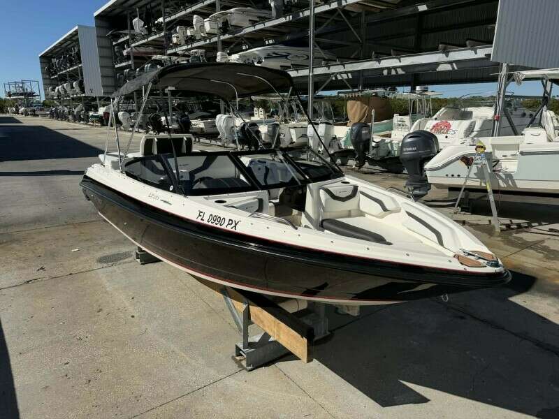 Yesterday s Dream 23ft Larson Yacht For Sale