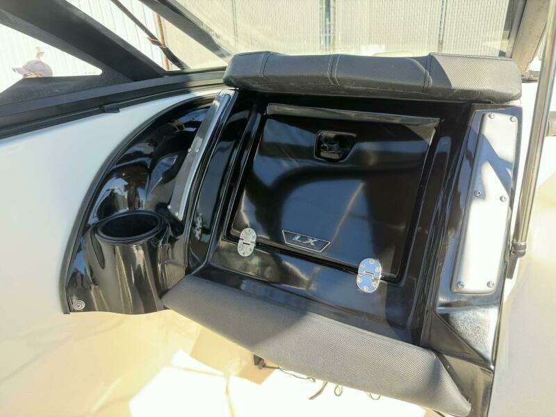 Yesterday s Dream 23ft Larson Yacht For Sale