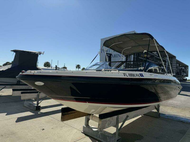 Yesterday s Dream 23ft Larson Yacht For Sale